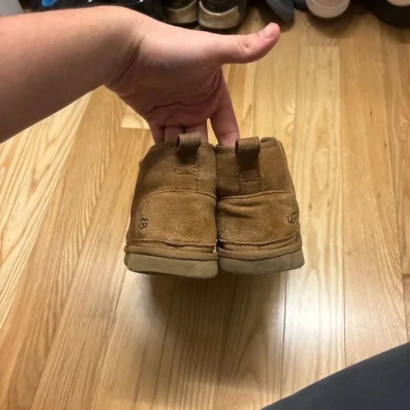 UGG Women’s Brown Chukka Boots - Picture 4 of 4